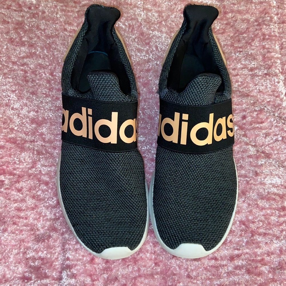 Adidas cloud foam shoes, size 6.5